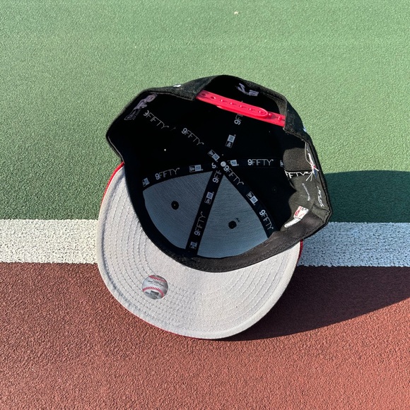 ⭐️SUPER SALE!⭐️New Era MLB Cincinnati Reds SnapBack - Picture 4 of 4